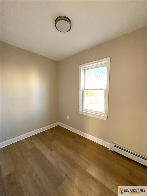 402 Lawrence St, Perth Amboy, NJ 08861 - photo 4