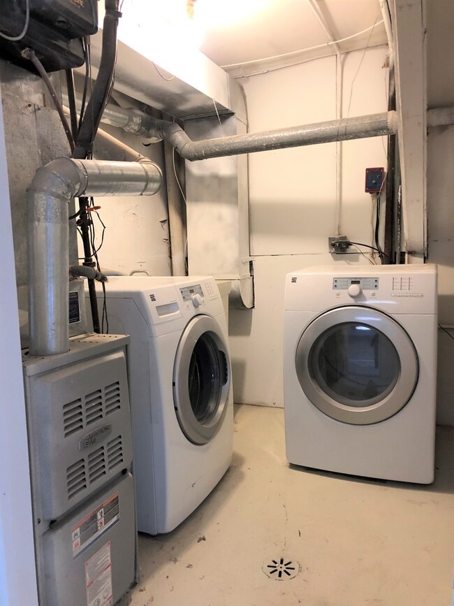 29W044 Shell Lake Dr, Naperville, IL 60564 - photo 3