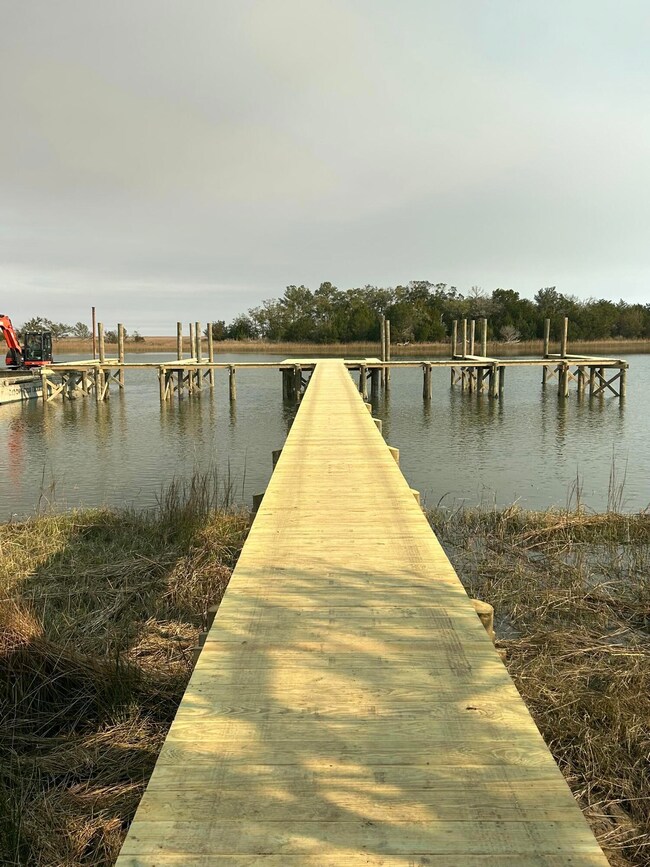 New Dock Wide