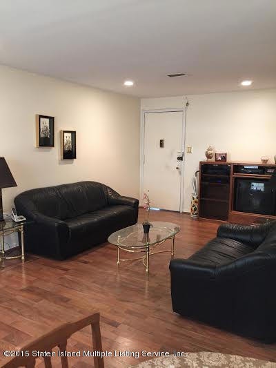 910 Armstrong Ave unit 2-2, Staten Island, NY 10308 - photo 4
