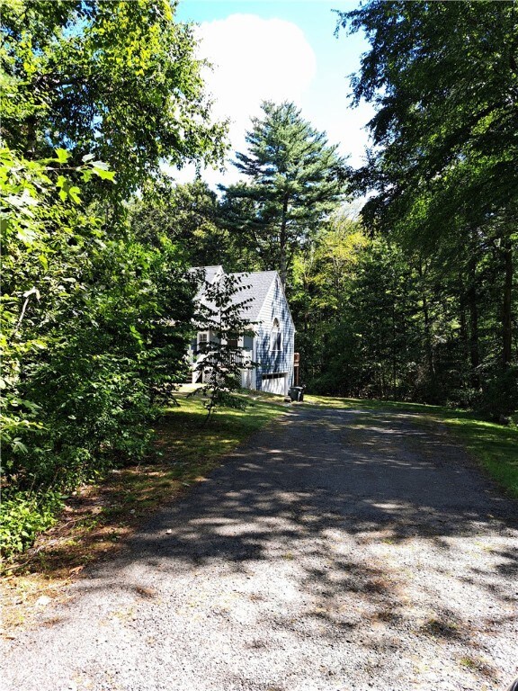 64 Hammet Rd, Coventry, RI 02816 - photo 2