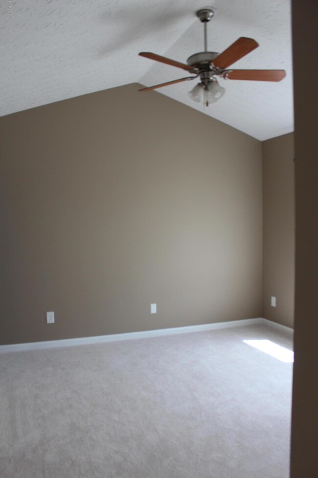 325 Bryce Way, Mount Washington, KY 40047 - photo 3