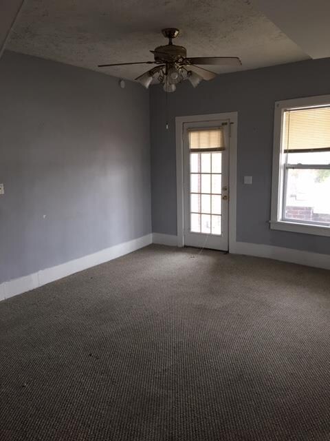 413 Sparta St, McMinnville, TN 37110 - photo 6