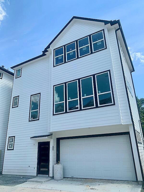 848 Fisher St, Houston, TX 77018 - photo 2