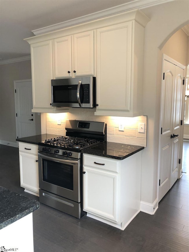 17 Rocky Meadow Ct, Wade Hampton, SC 29615 - photo 6