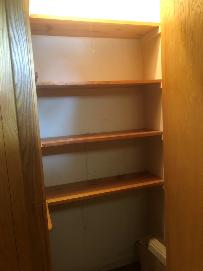 4024 Crescent Dr, Bay City, TX 77414 - photo 5