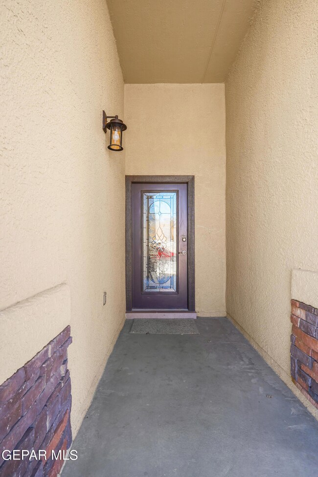 13904 Villa Vista Ave, Horizon City, TX 79928 - photo 4