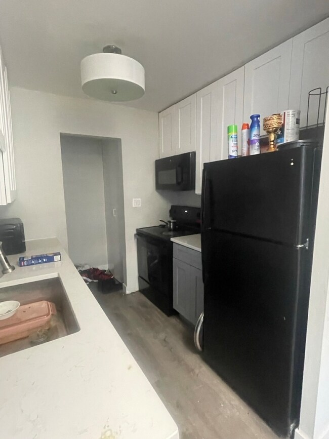 7120 N Sheridan Rd unit 218, Chicago, IL 60626 - photo 7