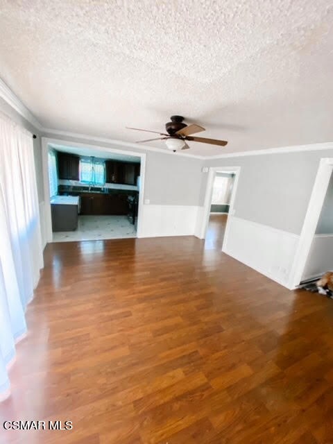 livingroom2_fucshia