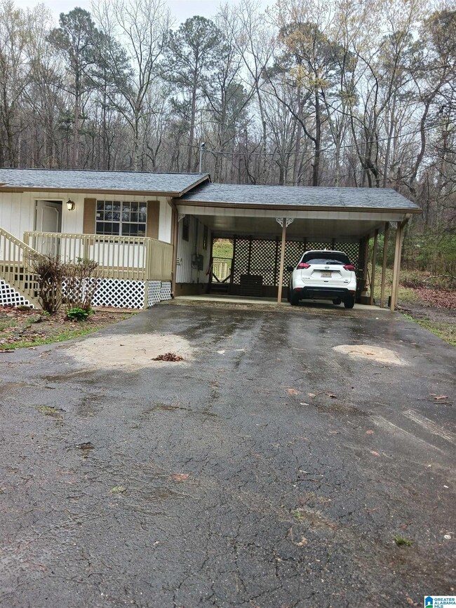 8952 Pear St, Leeds, AL 35094 - photo 2