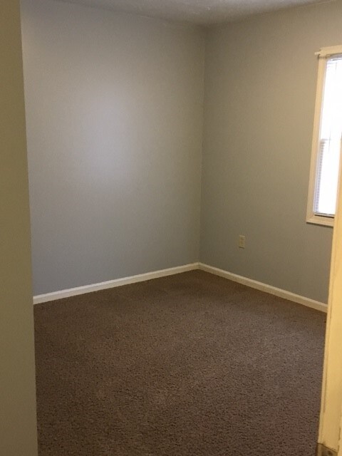 12822 Ewing St unit B, Leo, IN 46765 - photo 6