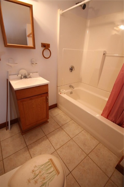 254 Middle St, Pawtucket, RI 02860 - photo 7