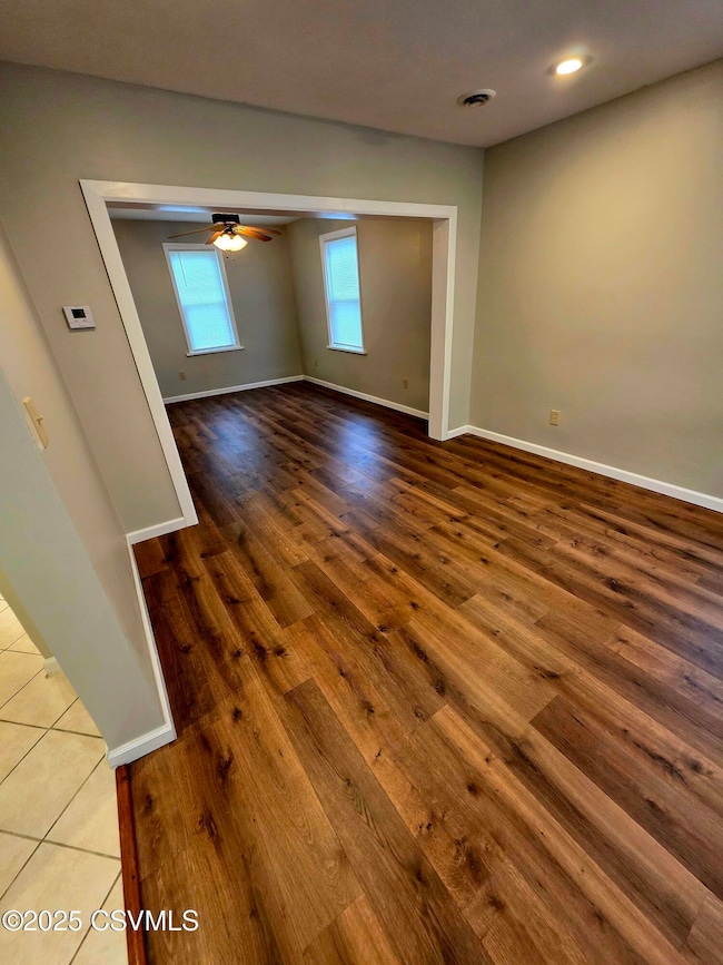 305 N Broad St, Selinsgrove, PA 17870 - photo 5