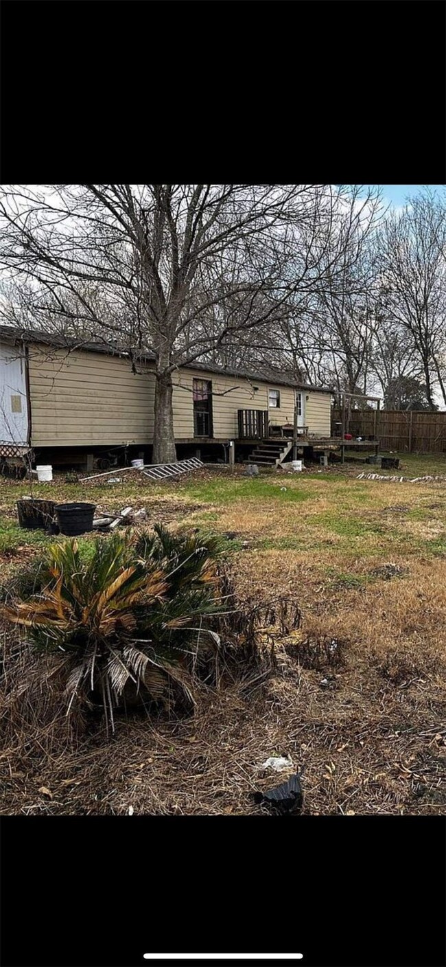 19905 Hastings Cir unit 15, Alvin, TX 77511 - photo 3