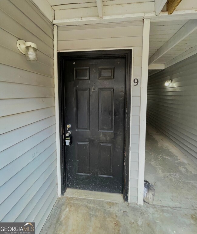 155 Bowen St unit 9, Carrollton, GA 30117 - photo 2