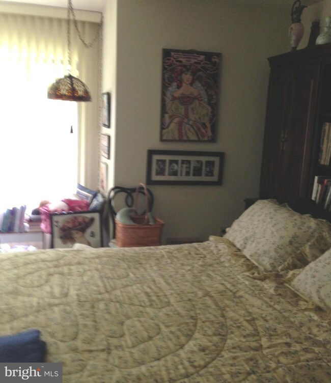 3011 Fallstaff Rd unit 107A, Baltimore, MD 21209 - photo 5