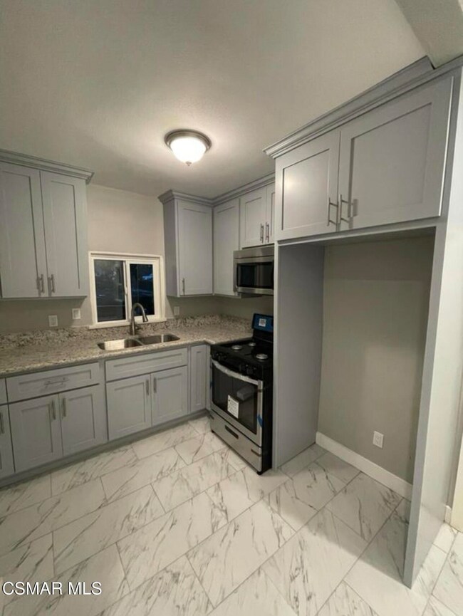 3058 Crescent Way, Thousand Oaks, CA 91362 - photo 5