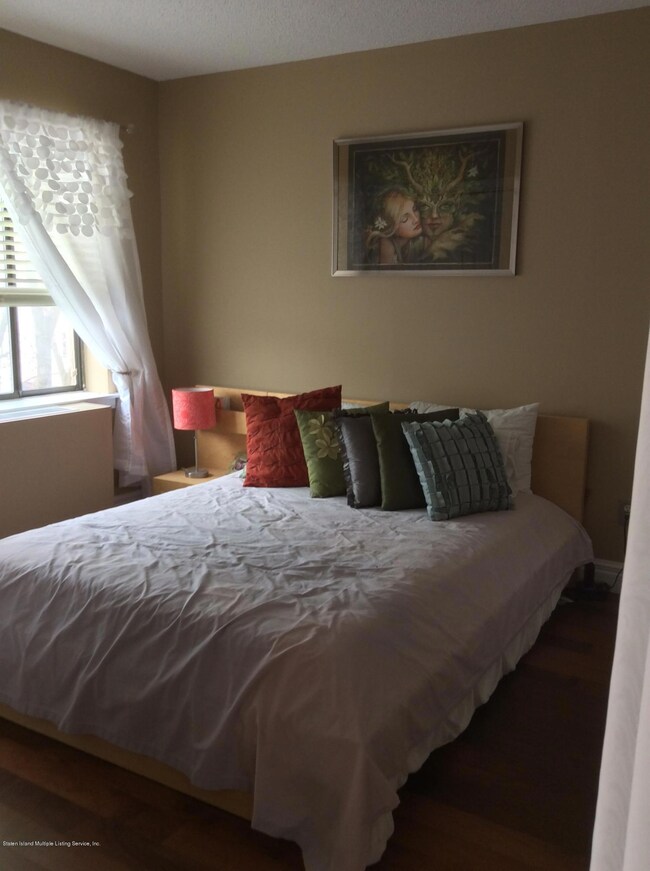 Chestnut Hill at Essex Park unit 3B, Staten Island, NY 10314 - photo 5