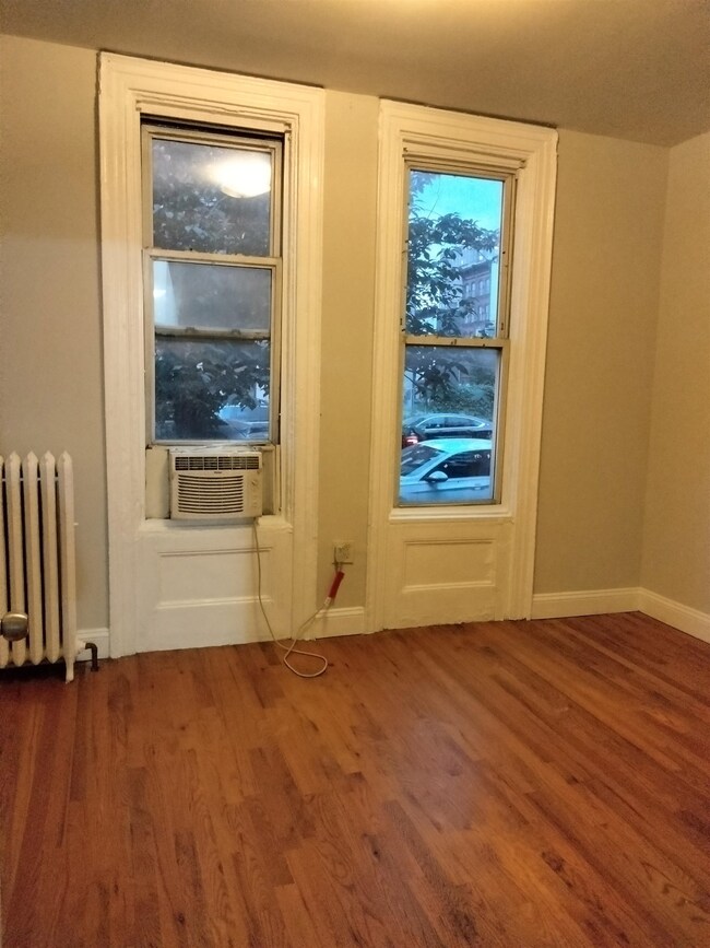 602 Grove St unit 1, Jersey City, NJ 07310 - photo 2