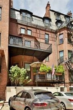 365 Beacon St unit 3B, Boston, MA 02116 - photo 4