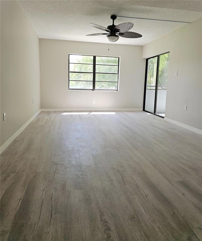2587 Countryside Blvd unit 6207, Clearwater, FL 33761 - photo 6