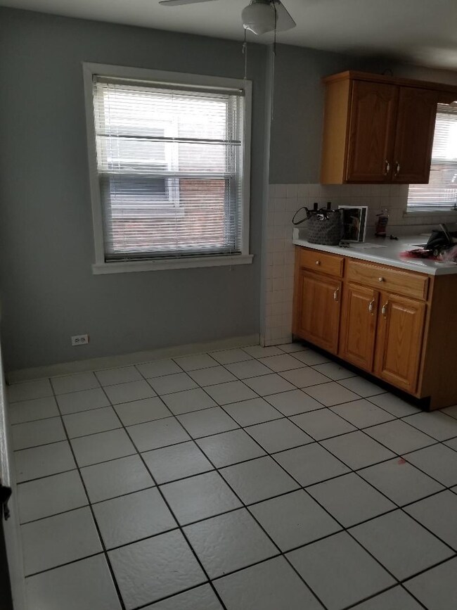 6004 S Merrimac Ave, Chicago, IL 60638 - photo 5