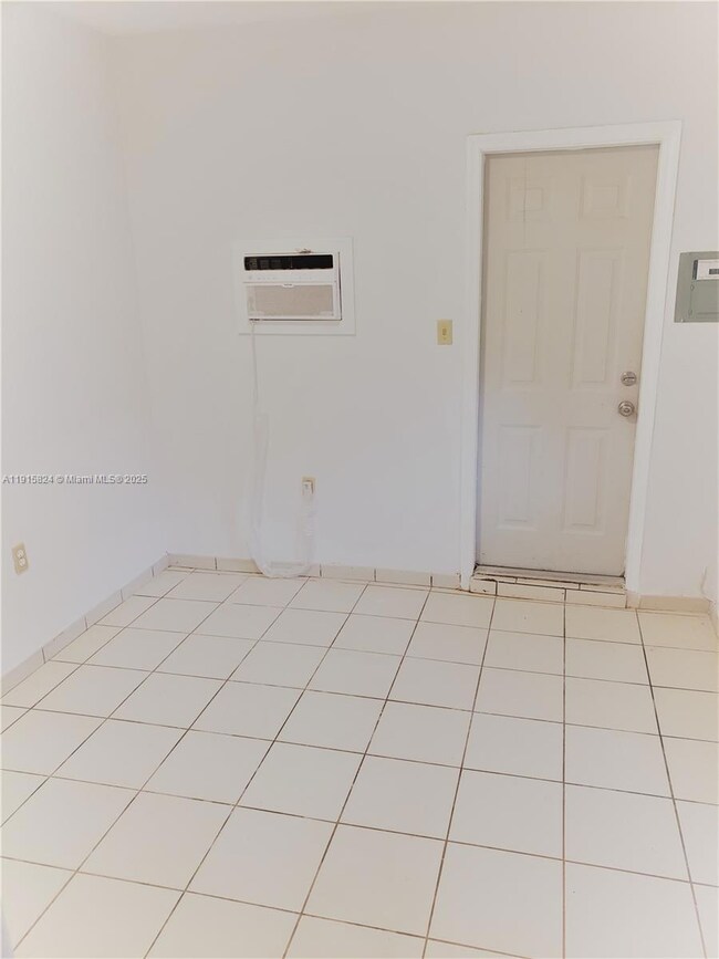 2140 SW 25th St unit A, Miami, FL 33133 - photo 5
