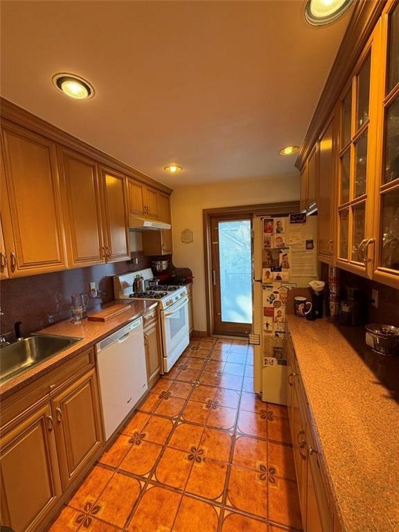 1028 81st St, Brooklyn, NY 11228 - photo 6