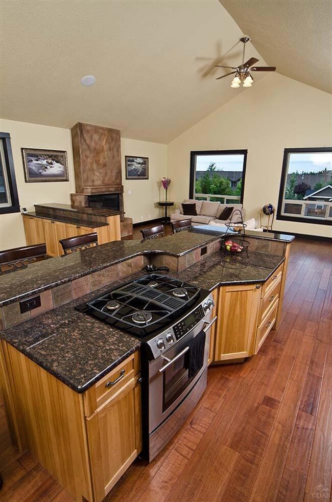 63107 Layton Ave, Bend, OR 97701 - photo 5