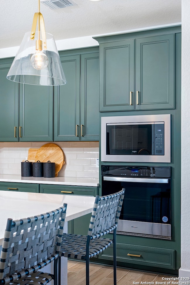 523 Athabaska Trail, New Braunfels, TX 78130 - photo 6