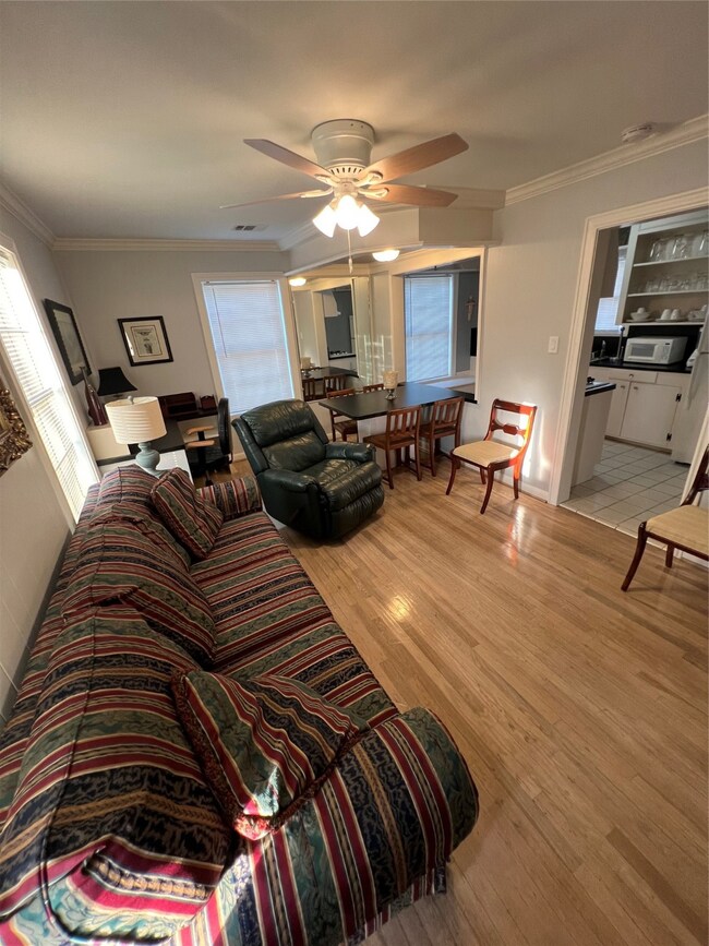 1310 Reid St, Houston, TX 77022 - photo 2