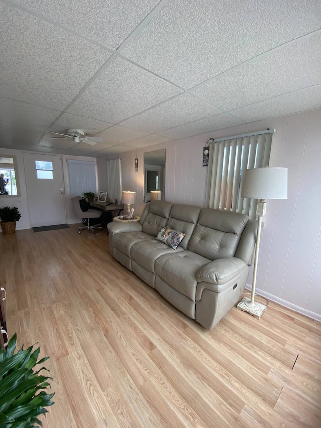 1654 Moonraker Dr unit 327, Ruskin, FL 33570 - photo 5