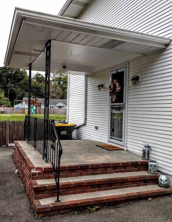 23 Conserve Ave, Westport, MA 02790 - photo 4