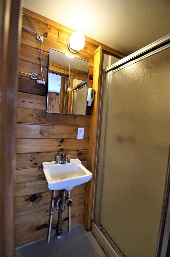 26 Depot St unit 1, Hillsborough, NH 03244 - photo 4