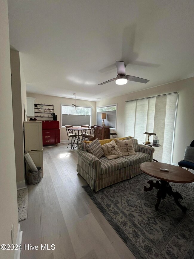 2036 Sloop Point Loop Rd unit 9, Hampstead, NC 28443 - photo 4