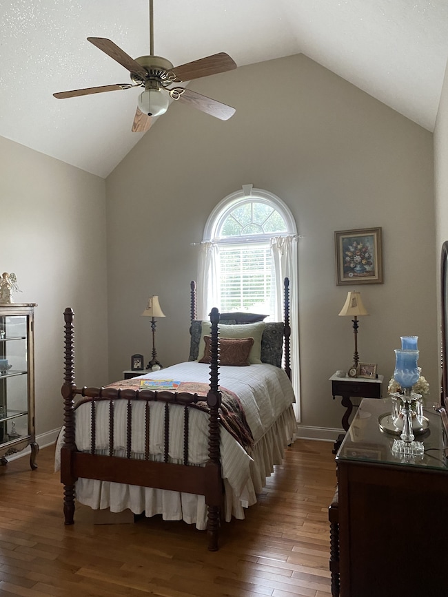 1211 Union St, Shelbyville, TN 37160 - photo 5