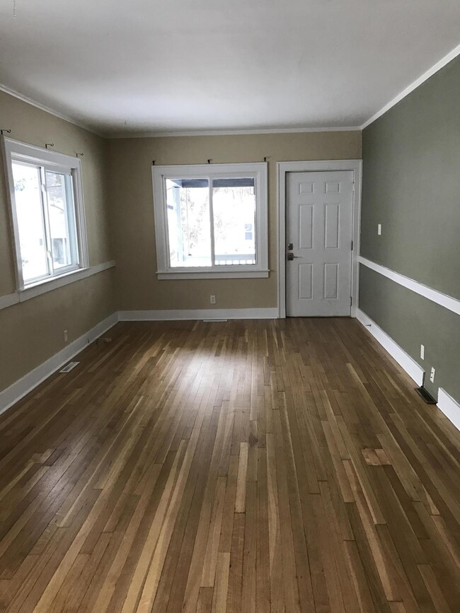 1148 Arlington St NE, Grand Rapids, MI 49505 - photo 7