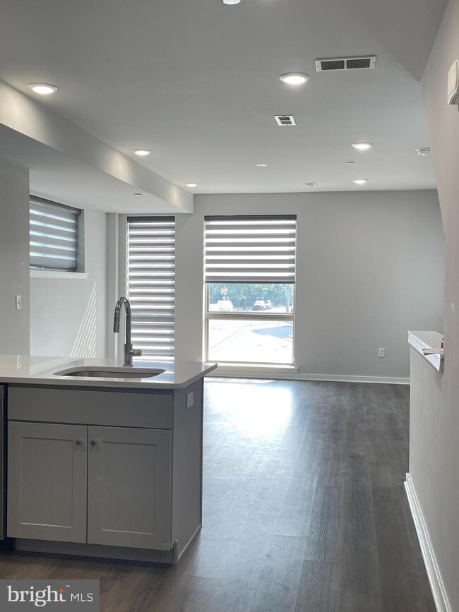 3304 Mantua Ave unit B, Philadelphia, PA 19104 - photo 6