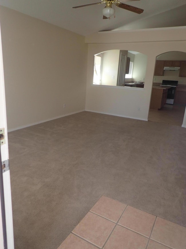 685 Desert Sage Dr, Horizon City, TX 79928 - photo 2
