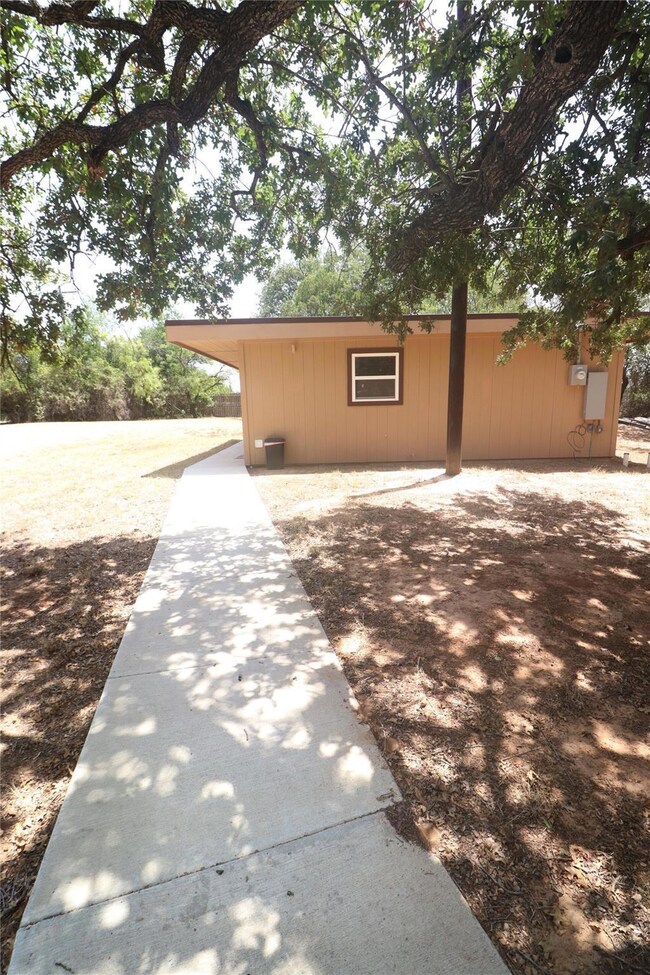 7685 Peden Rd, Azle, TX 76020 - photo 3