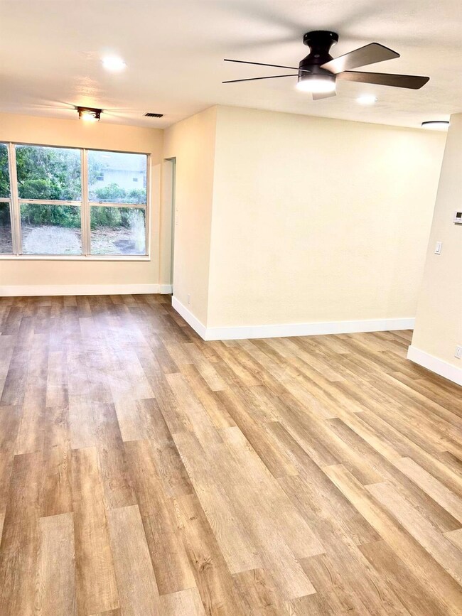 1210 W 26th Ct, Riviera Beach, FL 33404 - photo 3