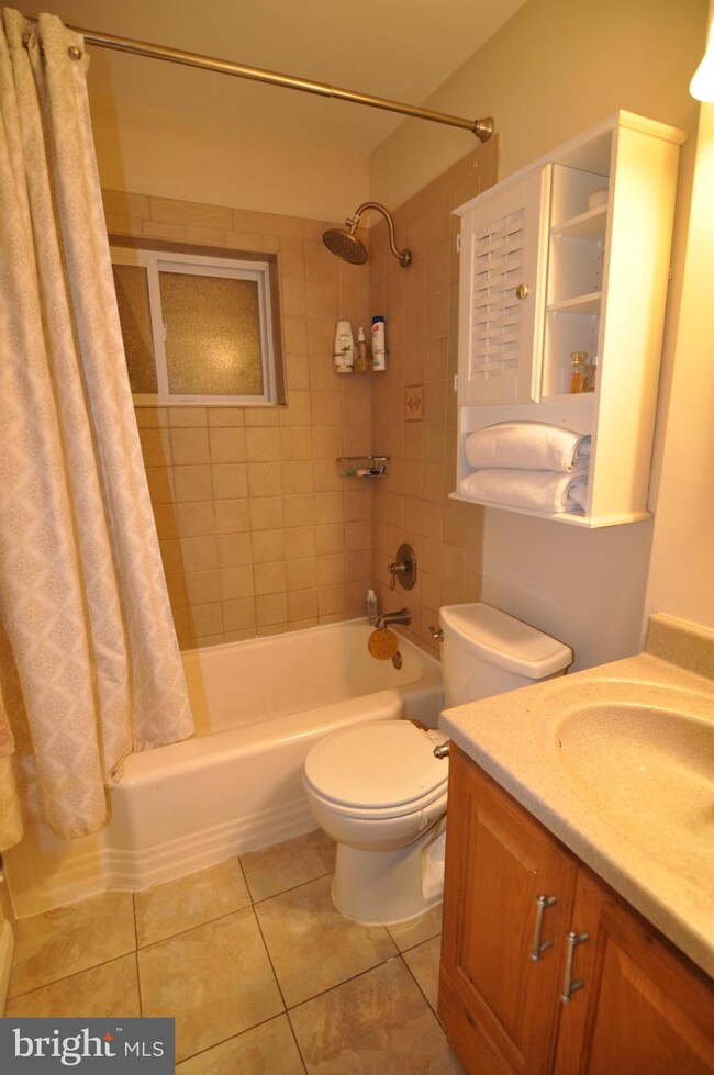 6914 Columbia Dr, Alexandria, VA 22307 - photo 7