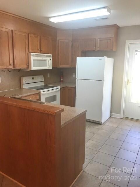 901 Ranchero St, Statesville, NC 28677 - photo 4