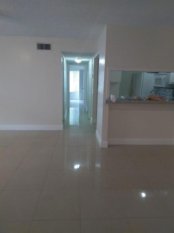 201 Foxtail Dr unit G1, Greenacres, FL 33415 - photo 4