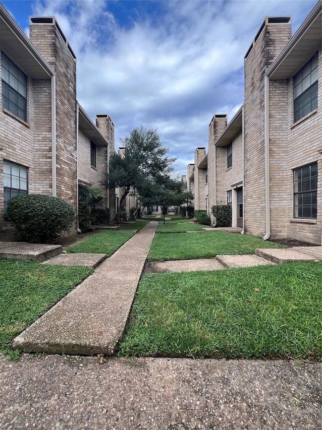 8400 Jamestown Dr unit 322, Austin, TX 78758 - photo 3