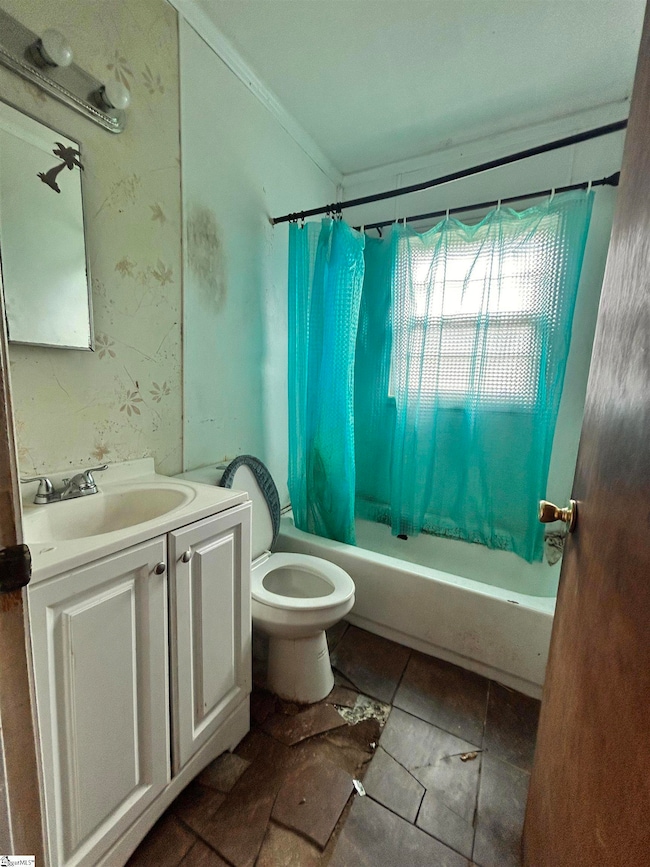 288 Hooker Ave, Laurens, SC 29360 - photo 4