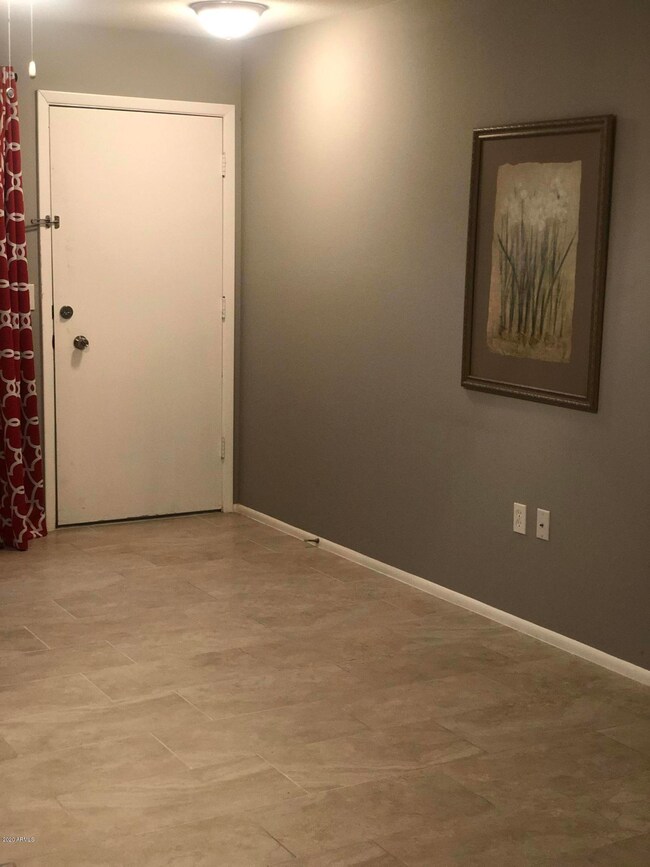 13610 N 111th Ave unit 5, Sun City, AZ 85351 - photo 5