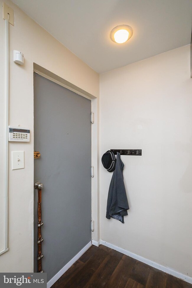 11917 Tarragon Rd unit D, Reisterstown, MD 21136 - photo 6