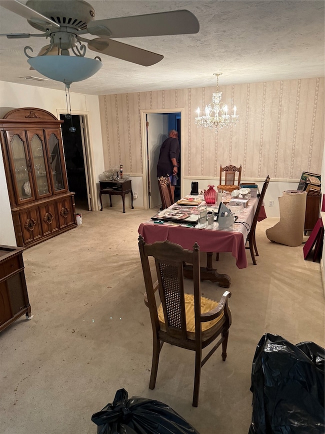 12039 Schroeder Rd, Dallas, TX 75243 - photo 4