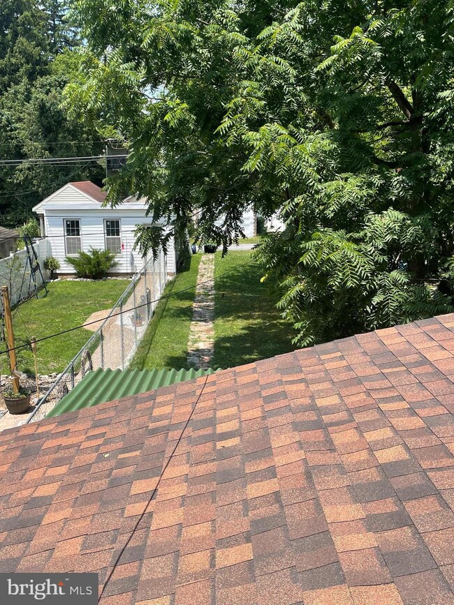 515 Herman Ave, Lemoyne, PA 17043 - photo 2